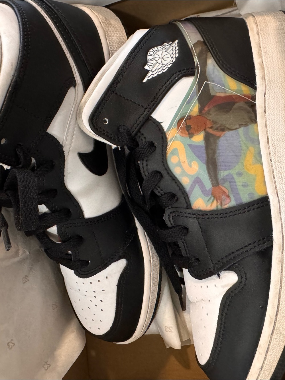 Nike Youth Sneaker White and Black Mid